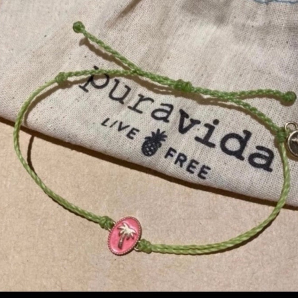 PURA VIDA Fresh Green Bracelet with Preppy Pink & Gold Palm Tree Charm NEW!